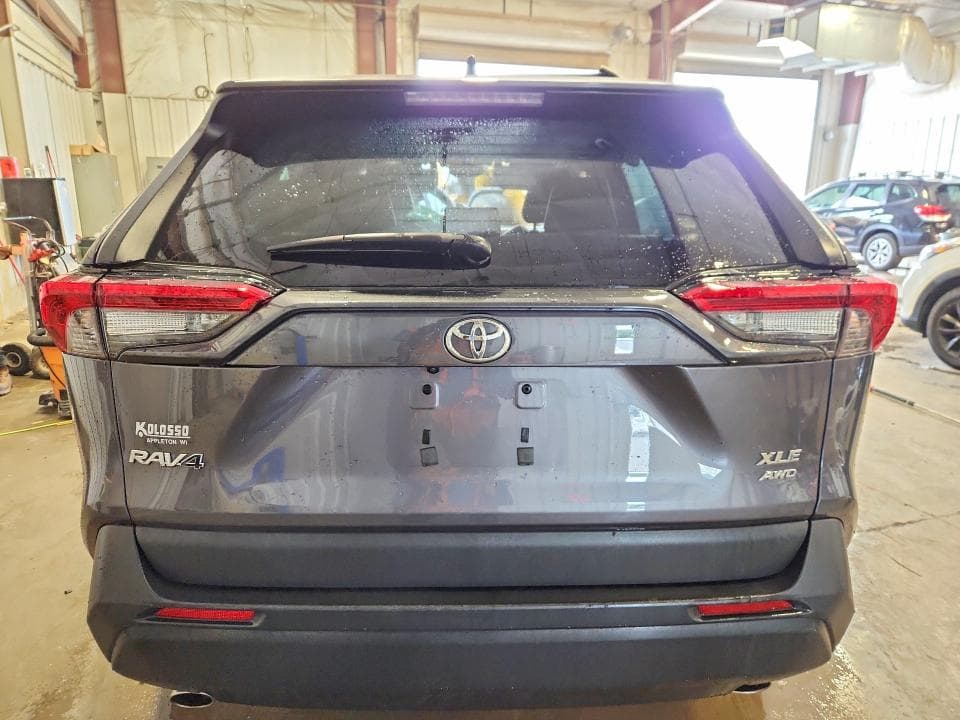 2024 TOYOTA RAV4 XLE PREMIUM 6