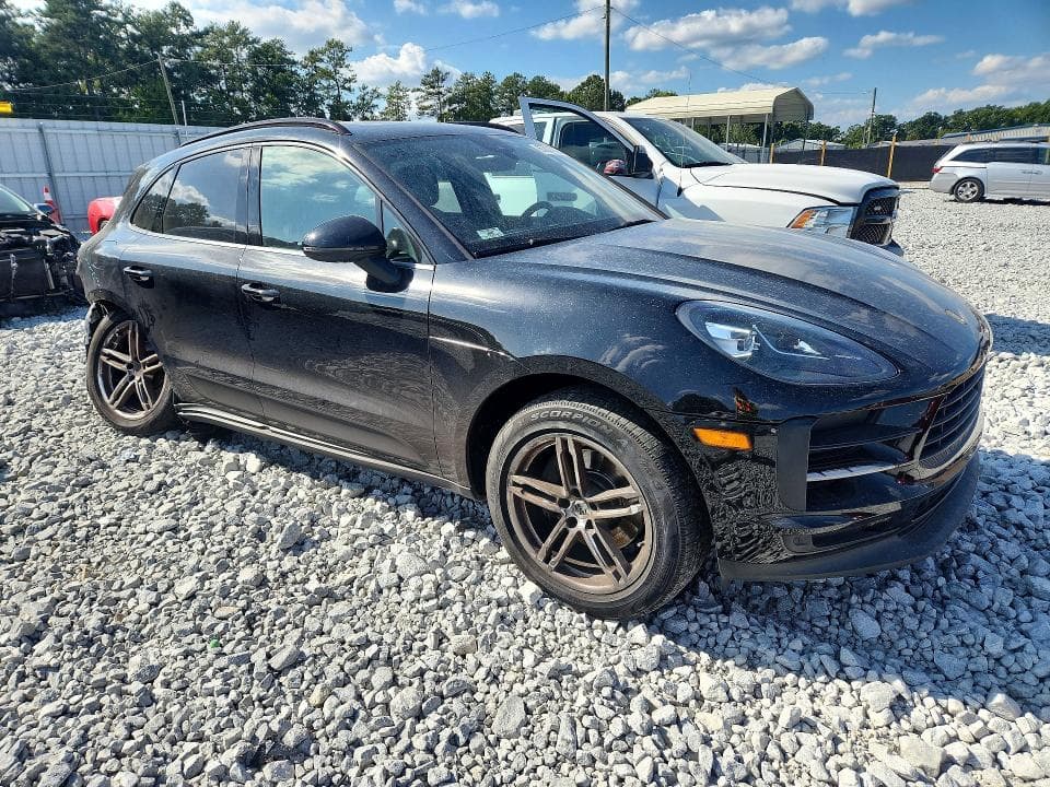 2019 PORSCHE MACAN 4