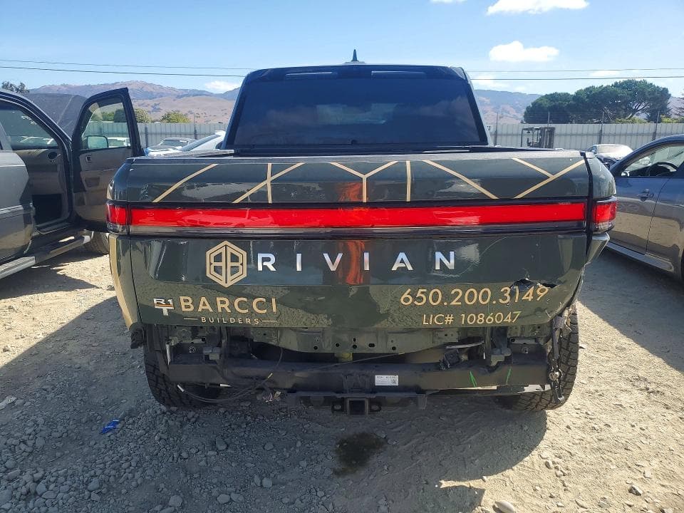 2022 RIVIAN R1T LAUNCH EDITION 6