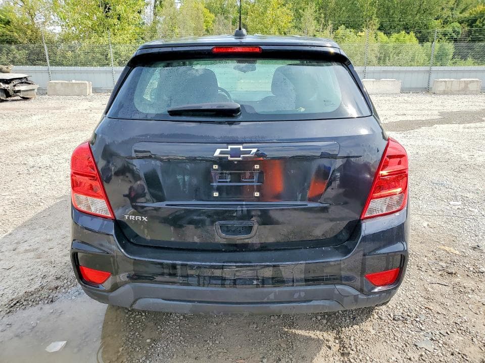 2020 CHEVROLET TRAX LS 6