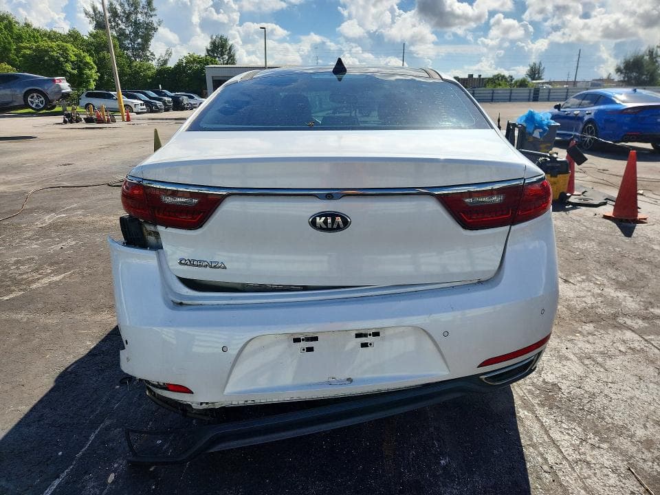 2017 KIA CADENZA PREMIUM 6