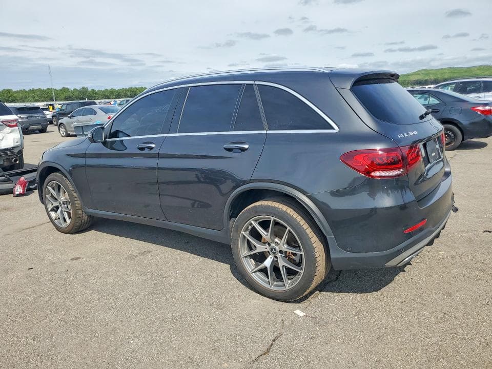 2022 MERCEDES-BENZ GLC 2