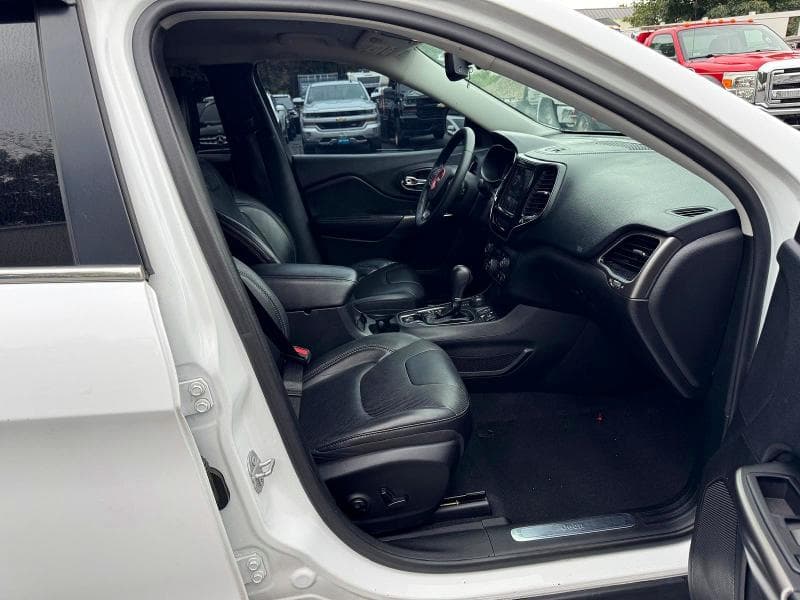 2019 JEEP CHEROKEE LIMITED 8