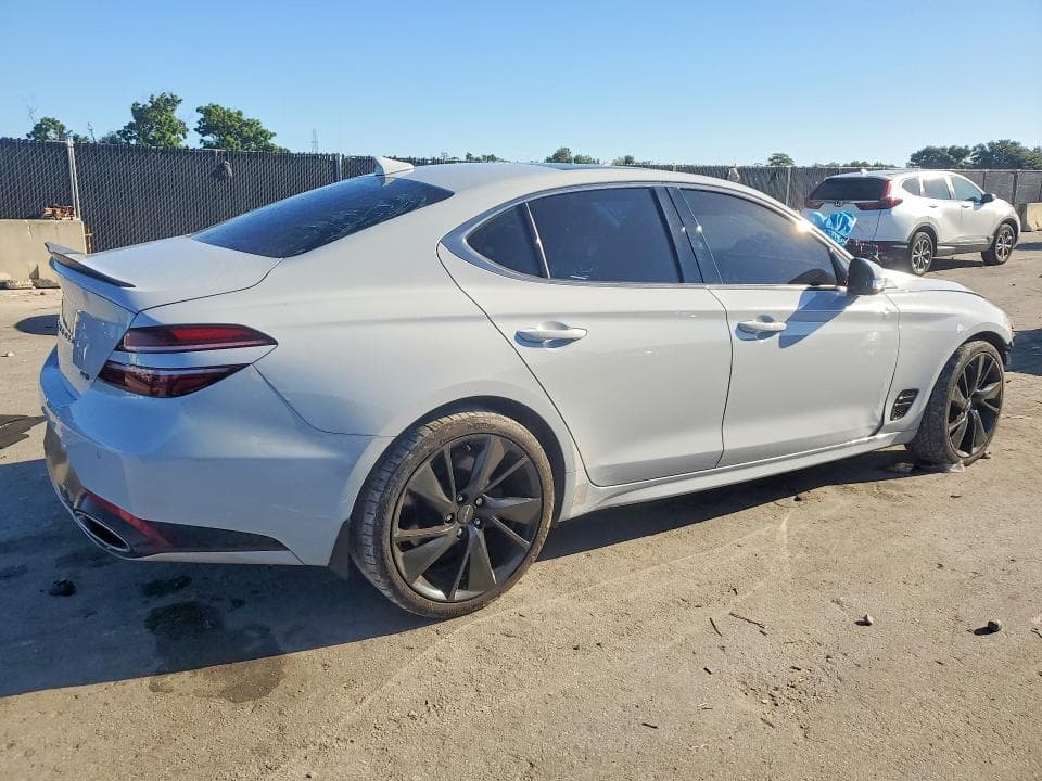 2022 GENESIS G70 3.3T STANDARD 3
