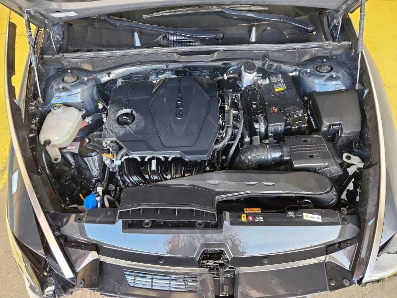 2023 HYUNDAI SONATA SE 11