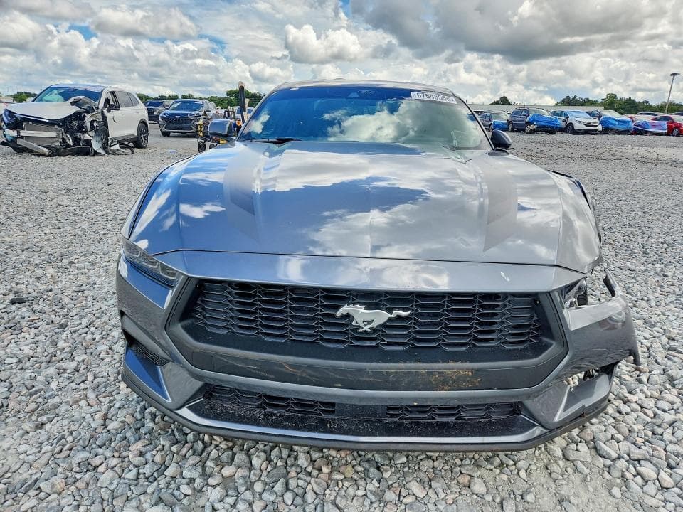 2025 FORD MUSTANG 5