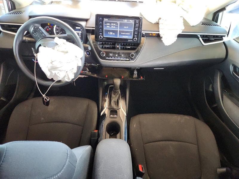 2022 TOYOTA COROLLA LE 8