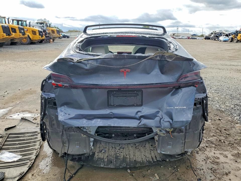 2022 TESLA MODEL Y 6