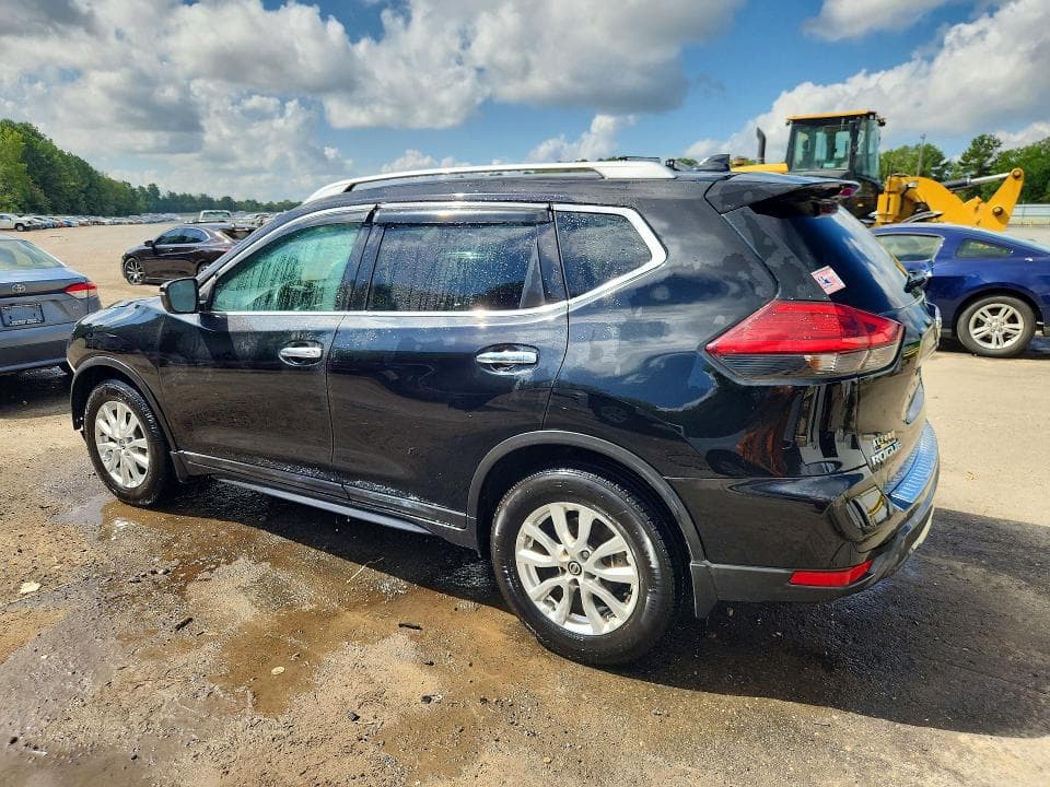 2017 NISSAN ROGUE SV 2