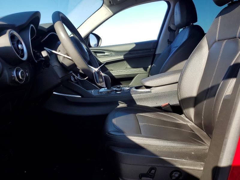 2020 ALFA ROMEO STELVIO 7