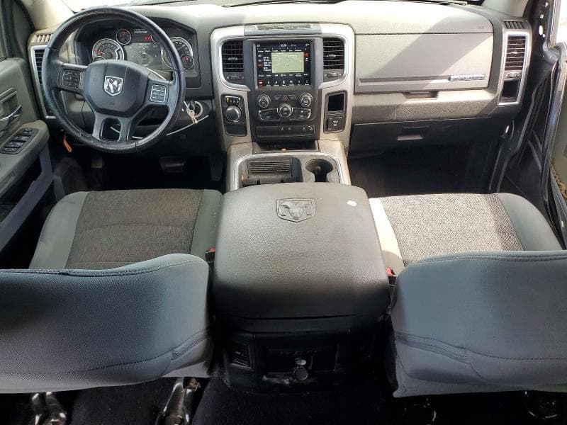 2019 RAM 1500 CLASSIC SLT 8