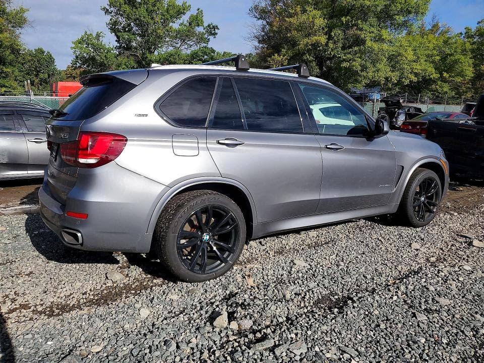 2017 BMW X5 XDR40E 3