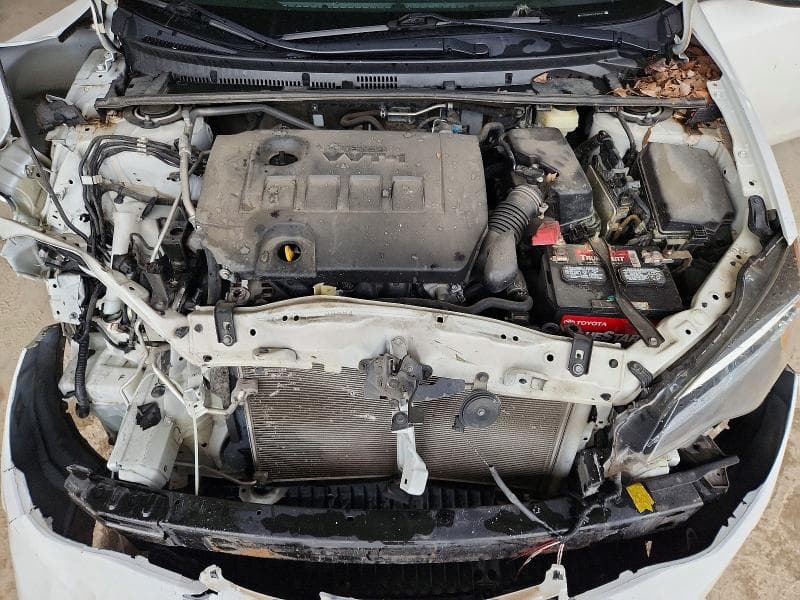 2018 TOYOTA COROLLA LE 11