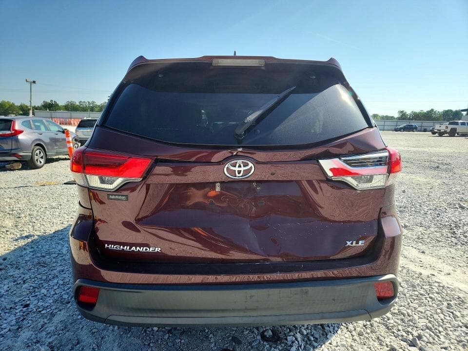 2017 TOYOTA HIGHLANDER XLE 6