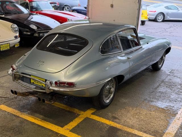 1968 JAGUAR E - TYPE 4