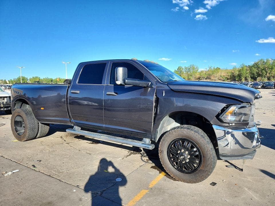 2017 RAM 3500 ST 4