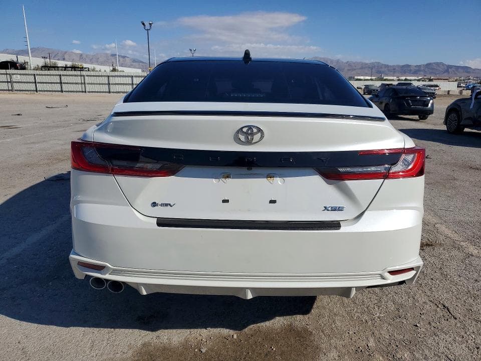 2025 TOYOTA CAMRY XSE 6