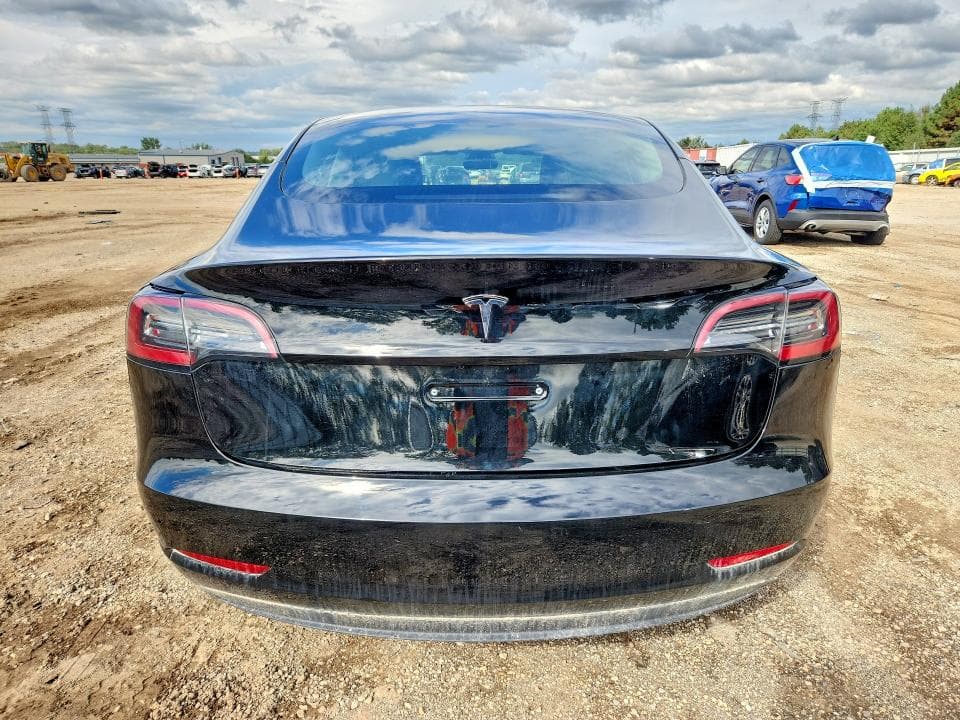 2023 TESLA MODEL 3 6
