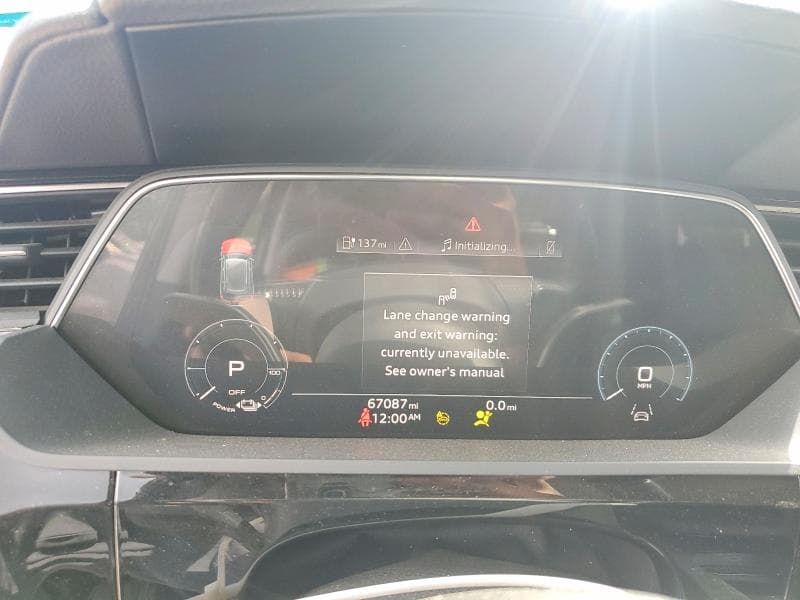2021 AUDI E-TRON PREMIUM PLUS 9