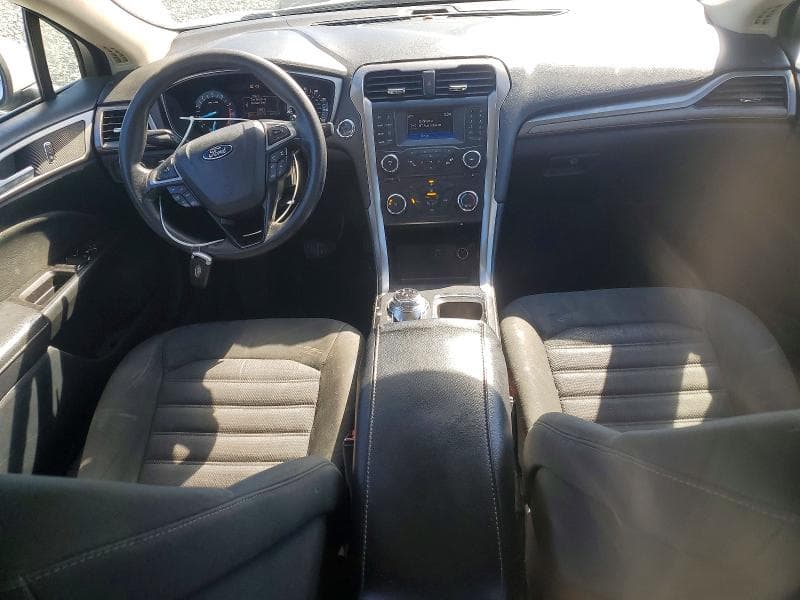 2017 FORD FUSION SE 8