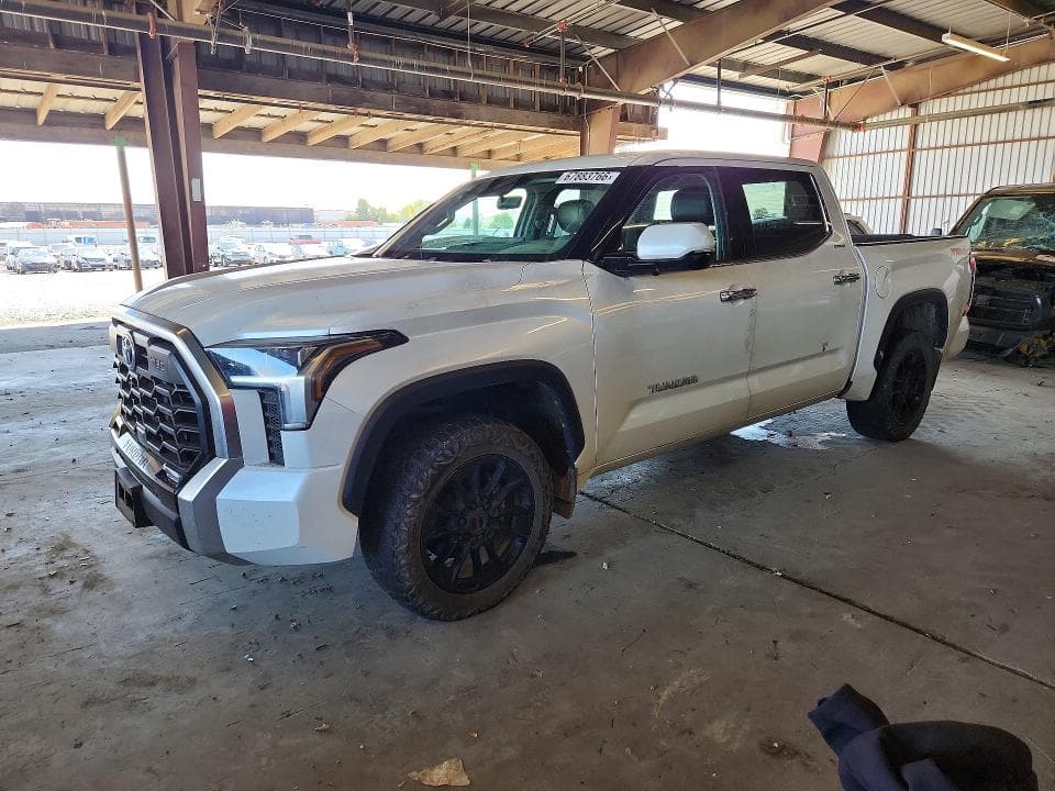 2022 TOYOTA TUNDRA CREWMAX LIMITED