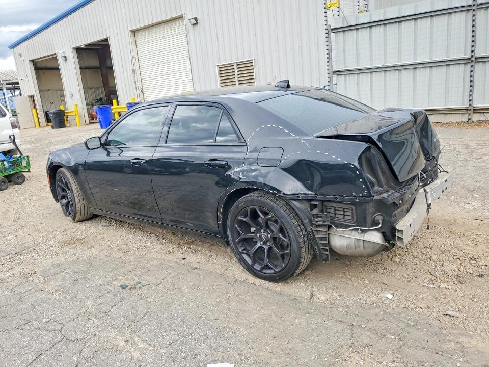 2019 CHRYSLER 300 TOURING 2