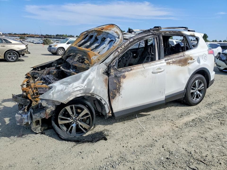 2017 TOYOTA RAV4 XLE - 1