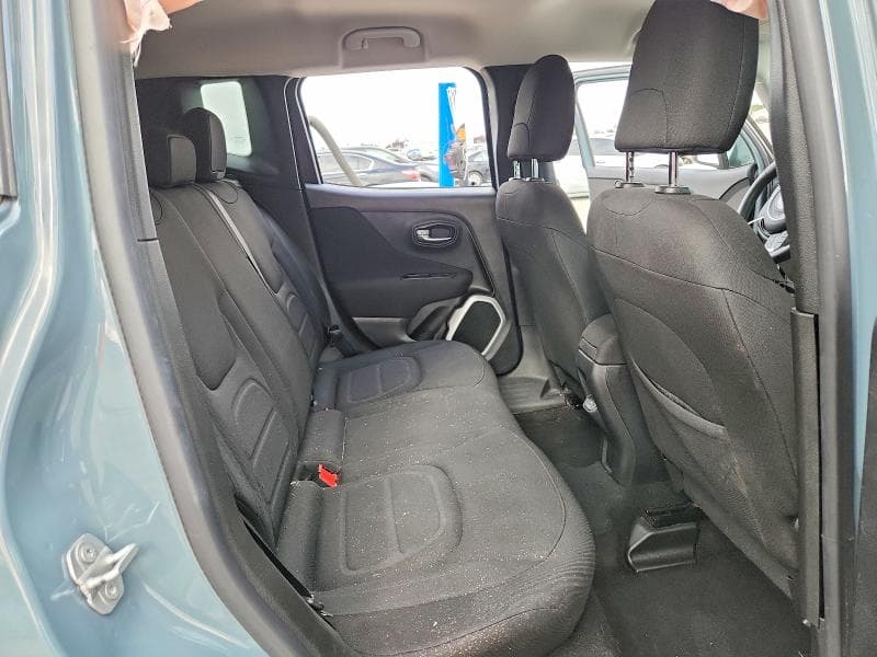 2018 JEEP RENEGADE LATITUDE 11