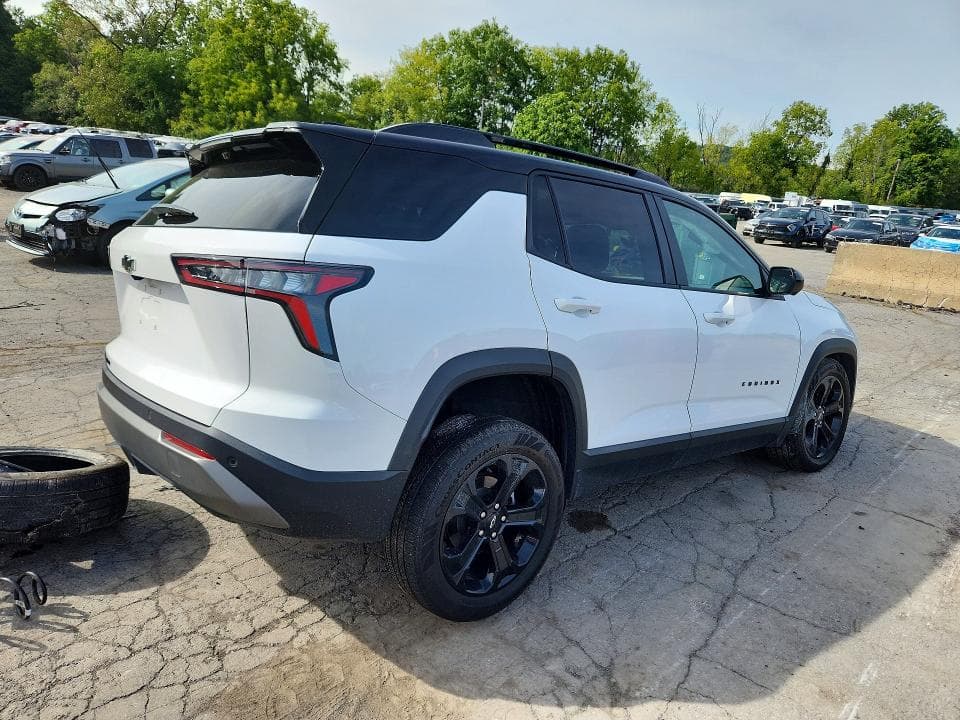 2025 CHEVROLET EQUINOX LT 3
