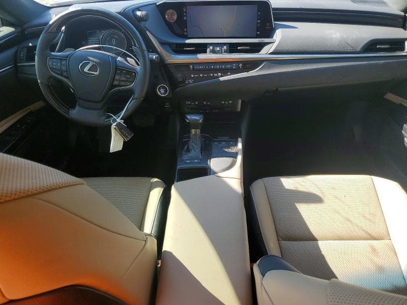 2020 LEXUS ES 8