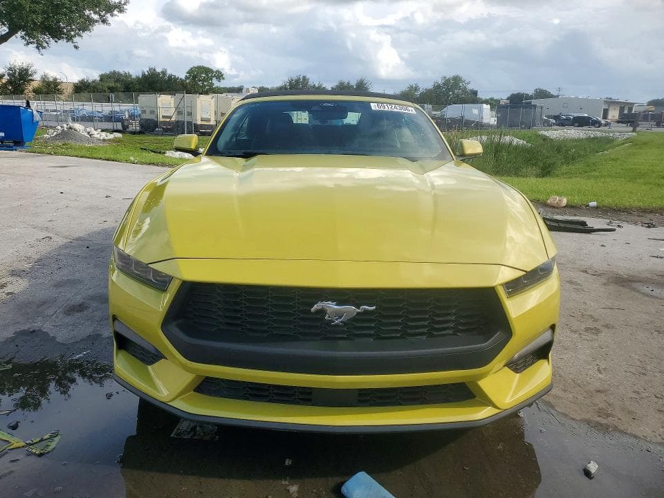 2025 FORD MUSTANG 5