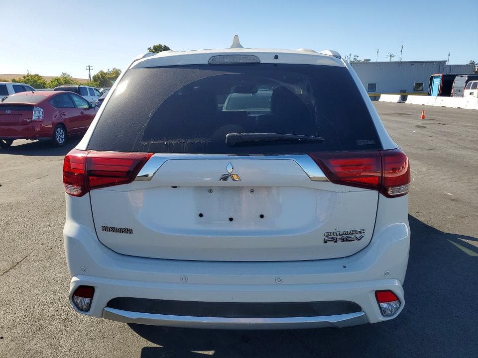 2018 MITSUBISHI OUTLANDER SE 6