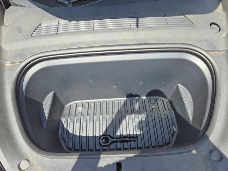 2024 TESLA MODEL Y 11
