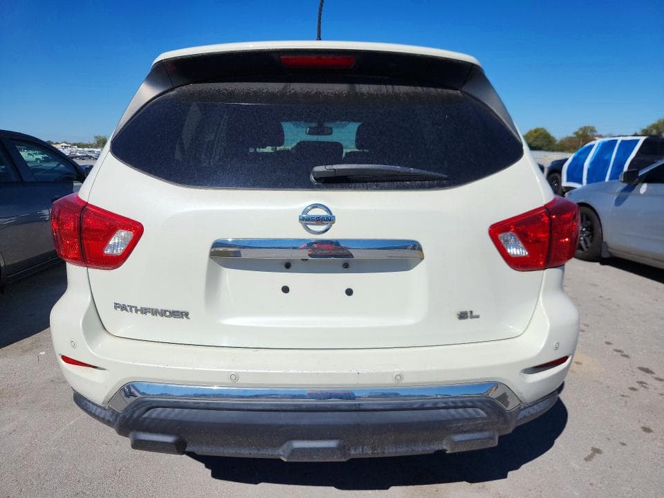 2017 NISSAN PATHFINDER SL 6