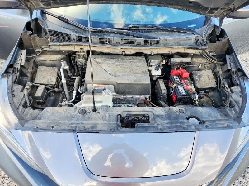 2022 NISSAN LEAF S 11