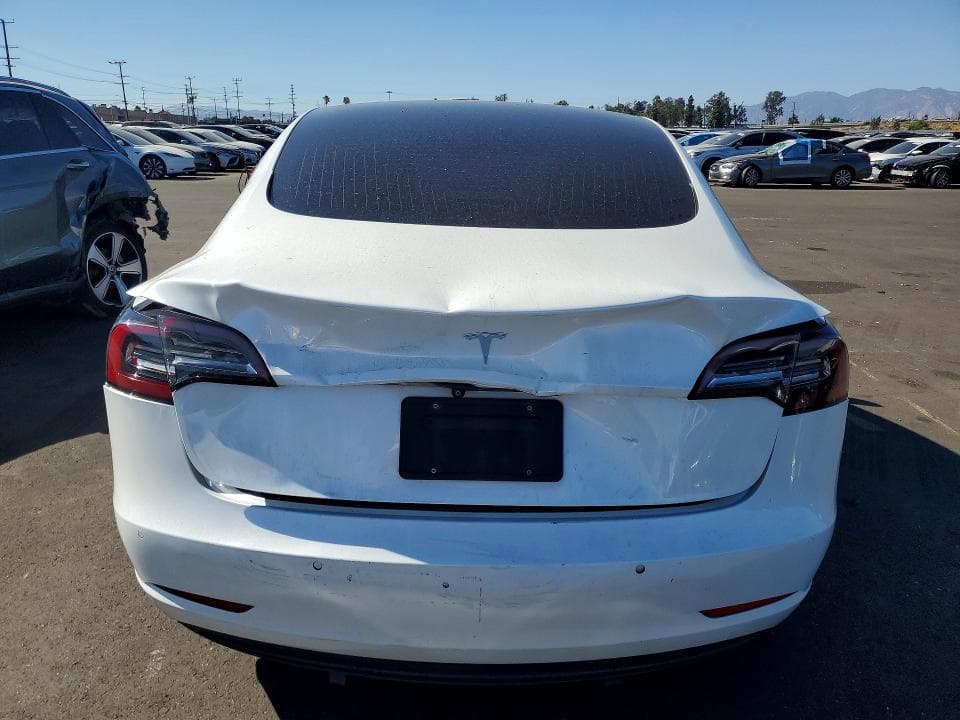 2020 TESLA MODEL 3 6