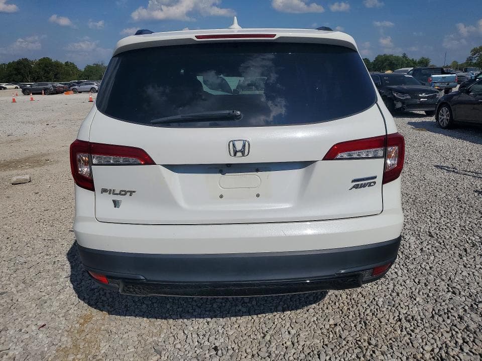 2021 HONDA PILOT SE 6