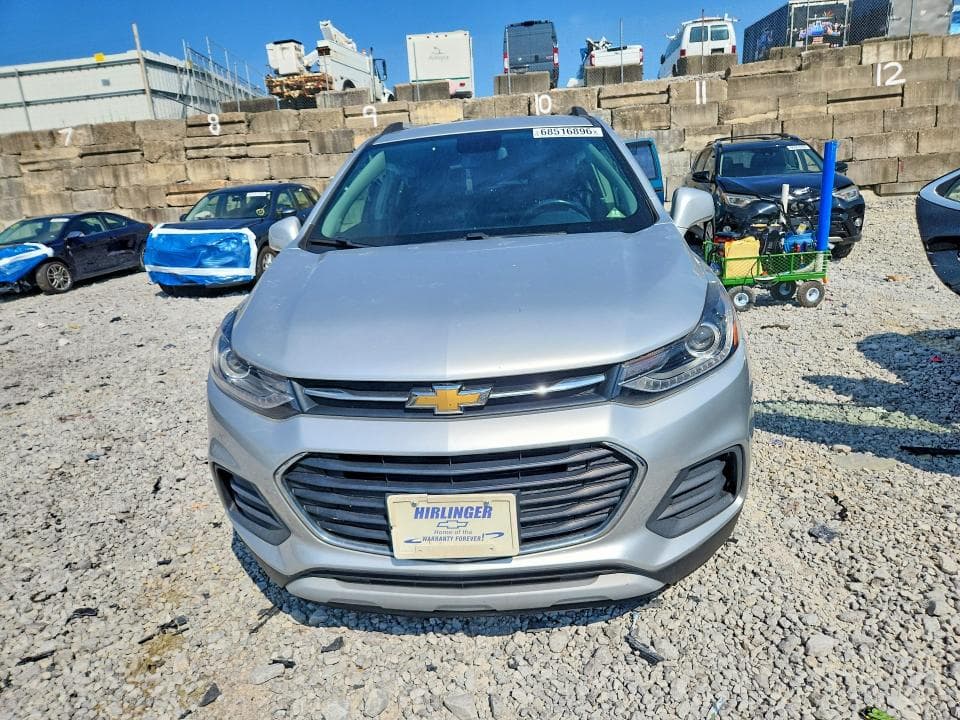 2018 CHEVROLET TRAX 1LT 5