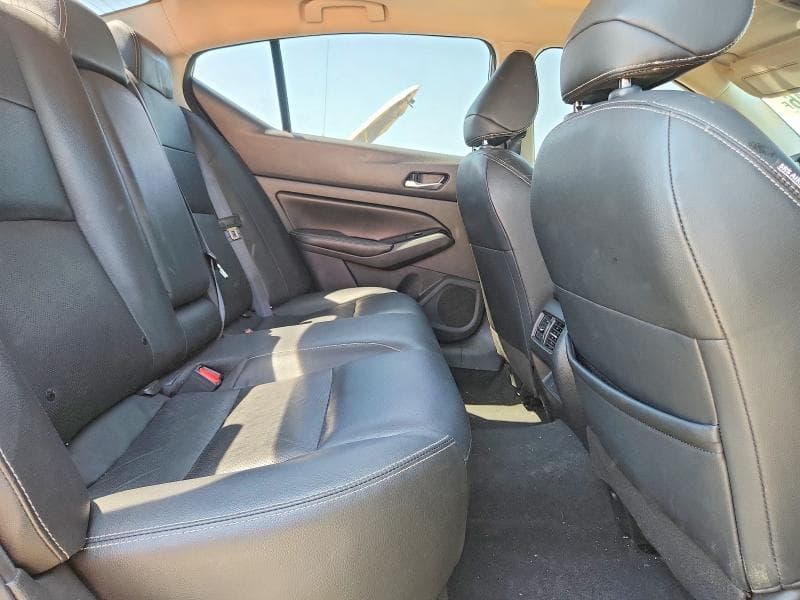 2023 NISSAN ALTIMA SL 10