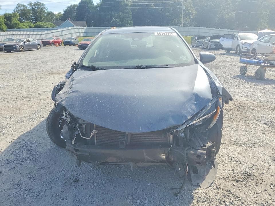 2017 TOYOTA COROLLA LE 5