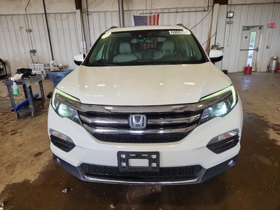 2018 HONDA PILOT ELITE 5
