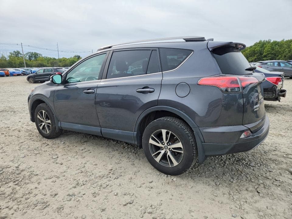 2018 TOYOTA RAV4 XLE 2