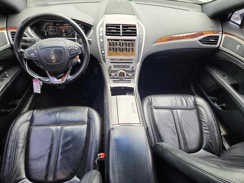 2017 LINCOLN MKZ 8