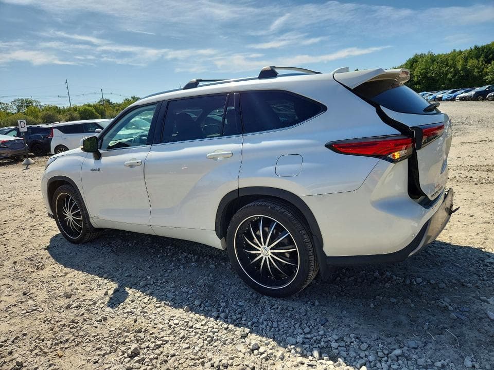 2021 TOYOTA HIGHLANDER HYBRID PLATINUM 2