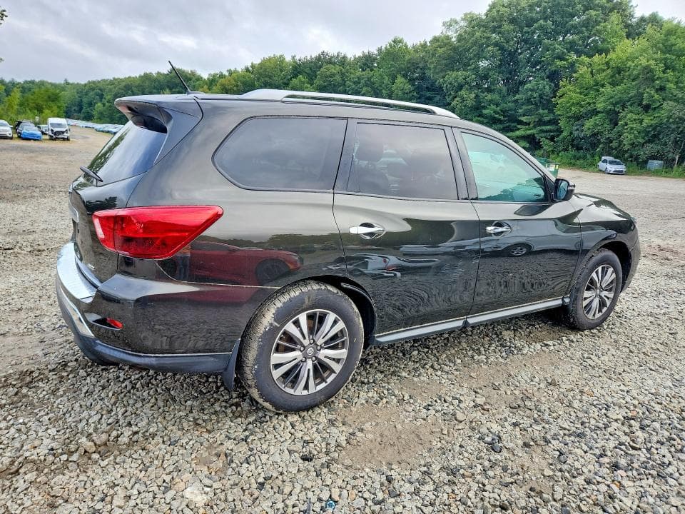 2017 NISSAN PATHFINDER S 3