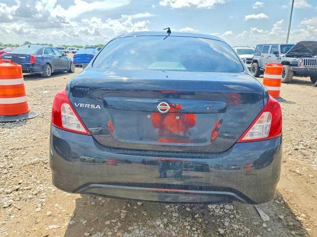2017 NISSAN VERSA 1.6 S 6