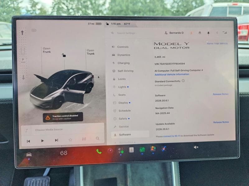 2026 TESLA MODEL Y 9