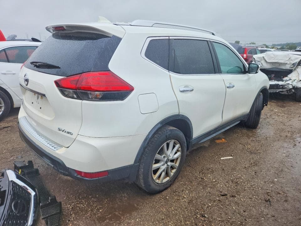 2017 NISSAN ROGUE SV 3