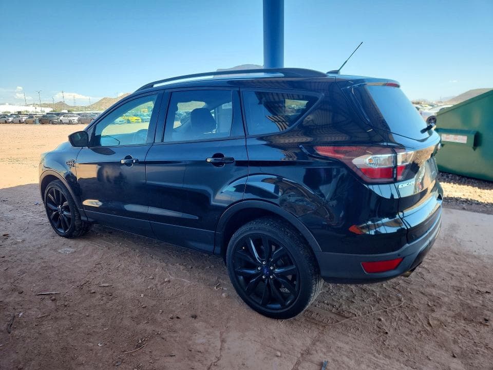 2017 FORD ESCAPE TITANIUM 2