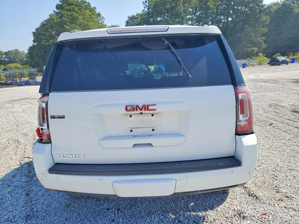 2018 GMC YUKON SLE 6